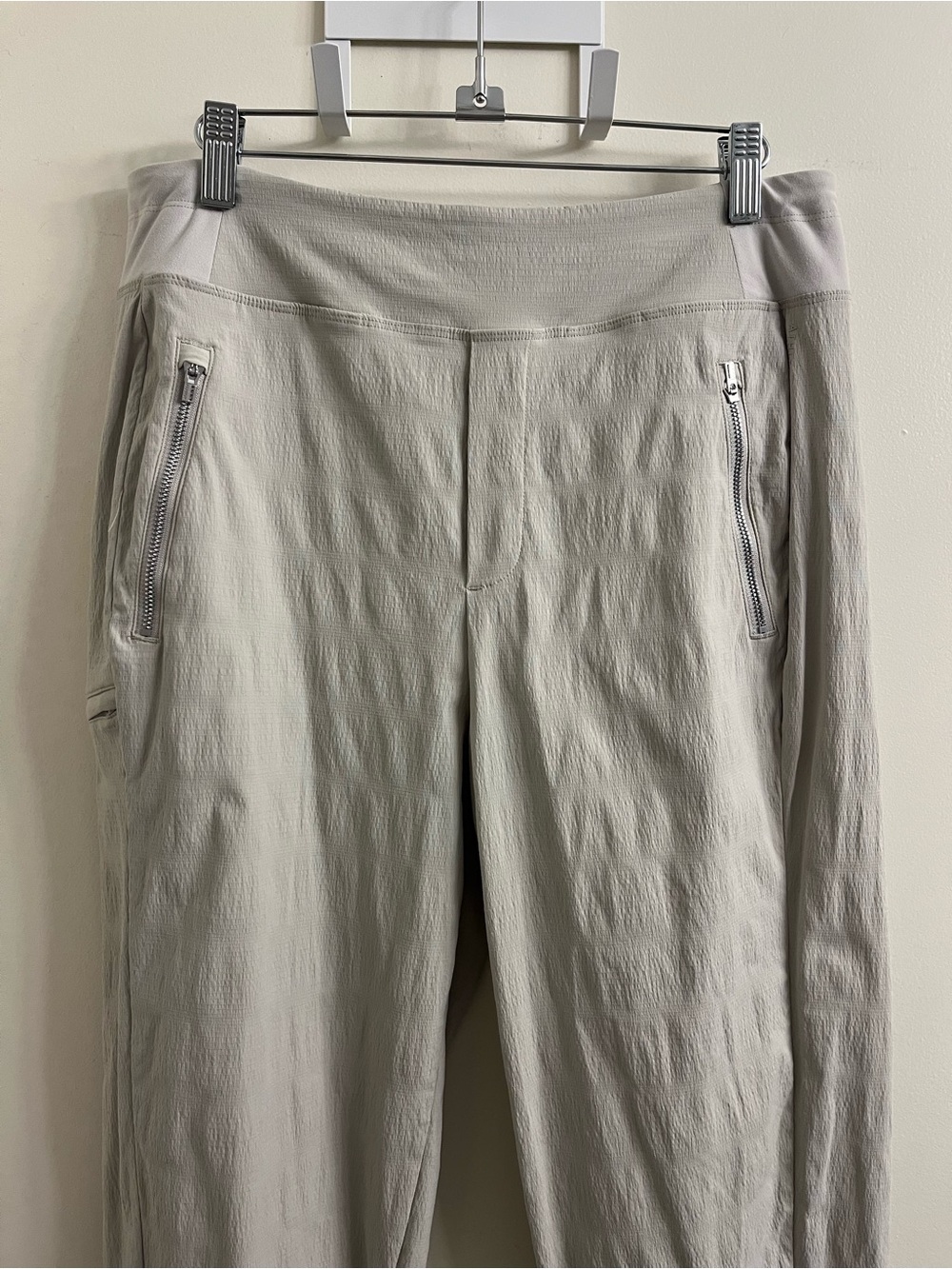 Athleta Trekkie North Joggers Size 10 Tall - Picture 3 of 13